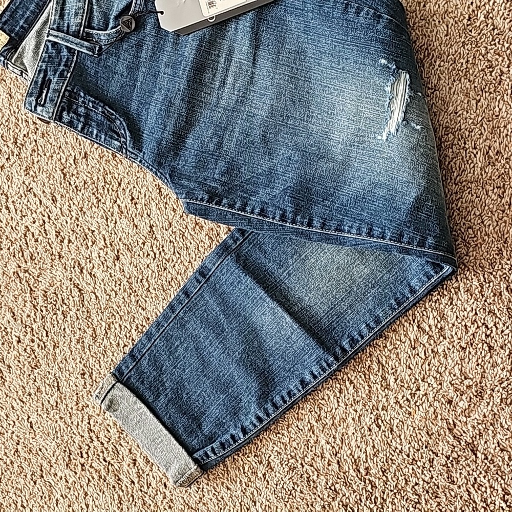 NWT Guess Ankle cuff jeans - Picture 3 of 4